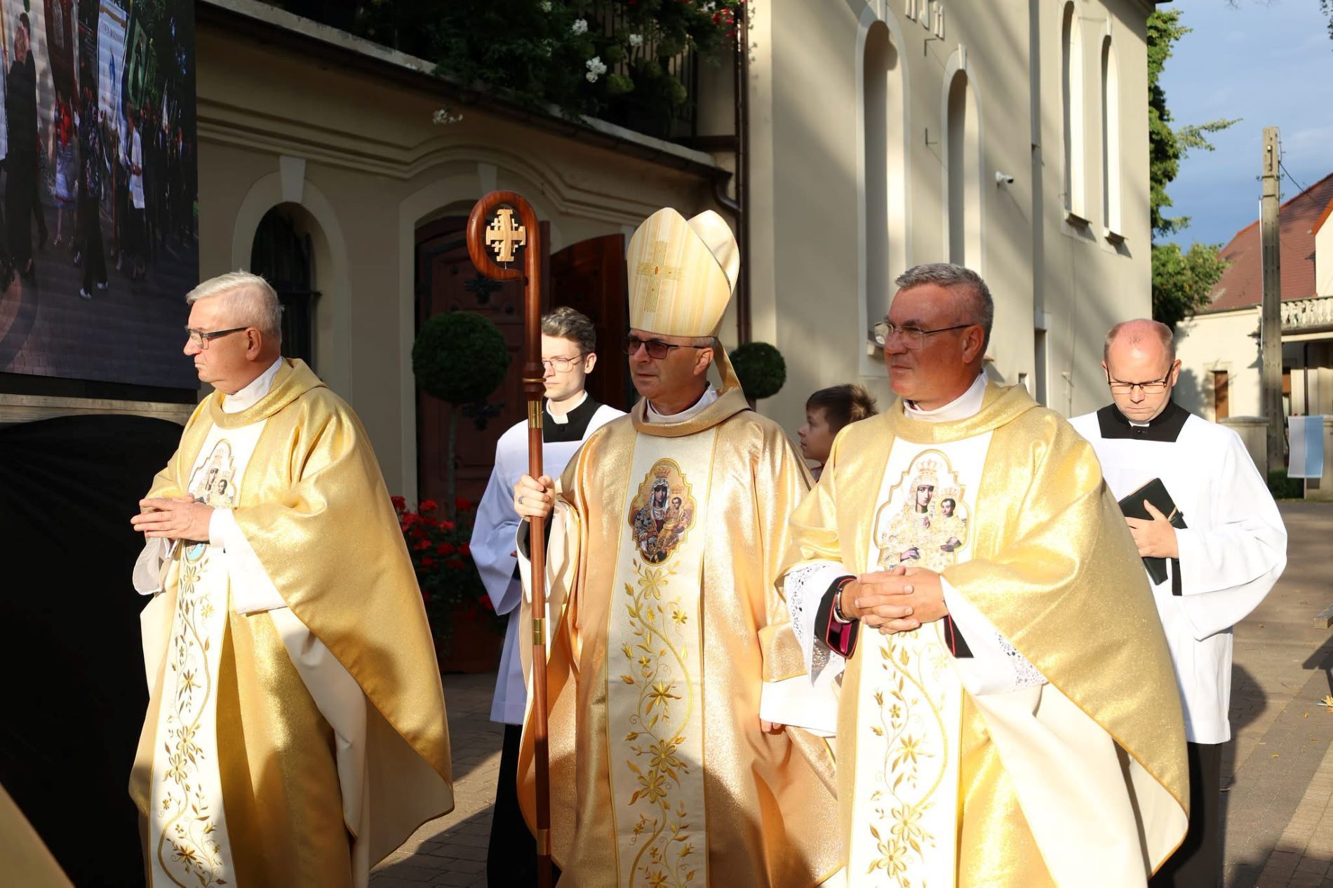 To chwile które warto" Ocalić OD Zapomnienia "